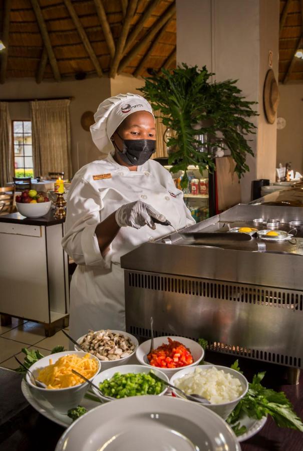 Nongoma Lodge & Inn Cc エクステリア 写真