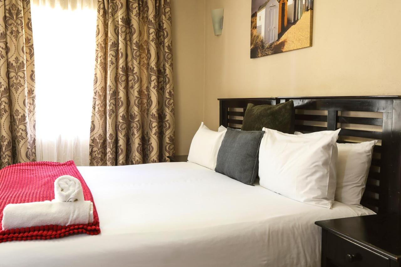 Nongoma Lodge & Inn Cc エクステリア 写真