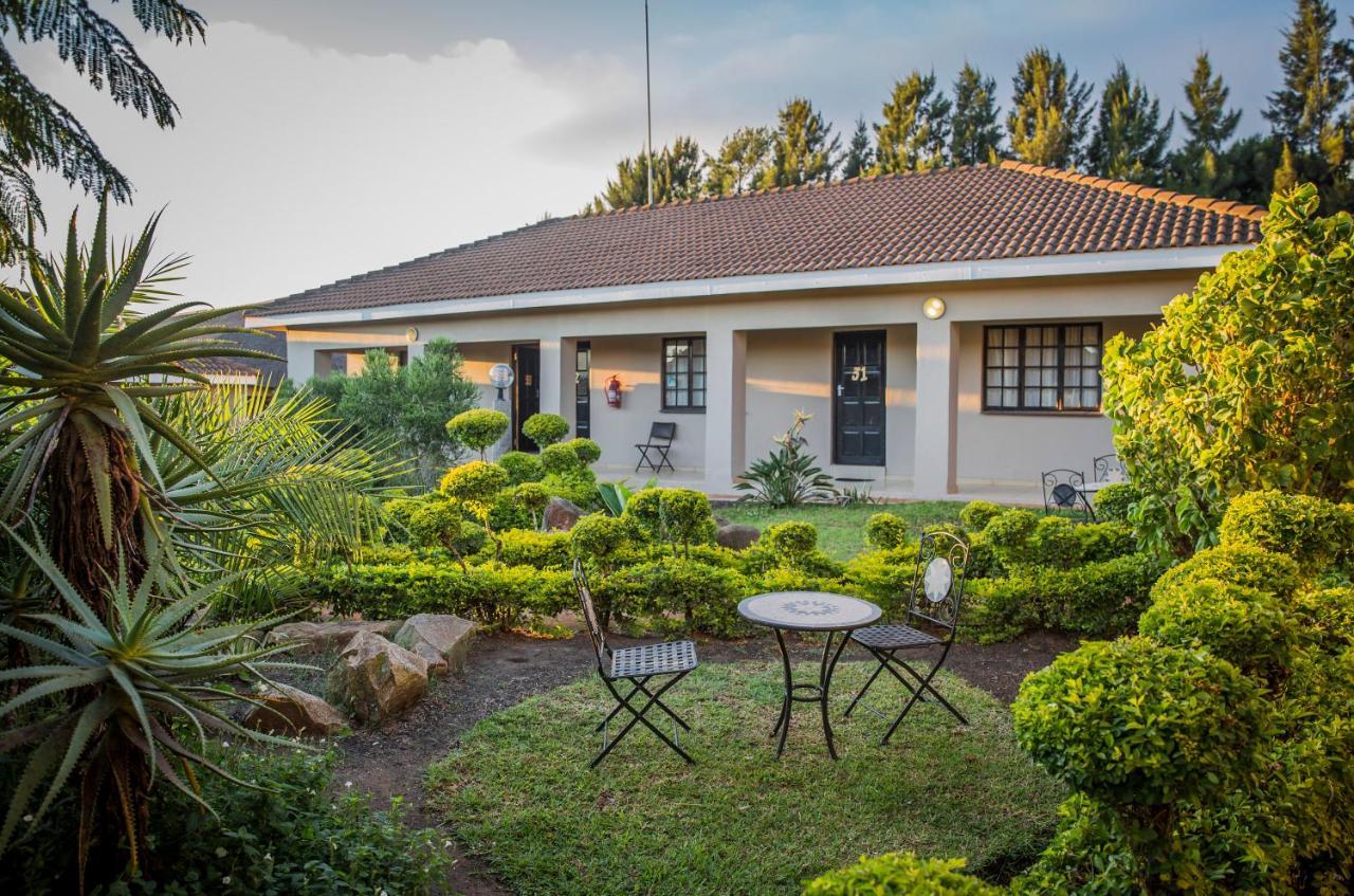 Nongoma Lodge & Inn Cc エクステリア 写真