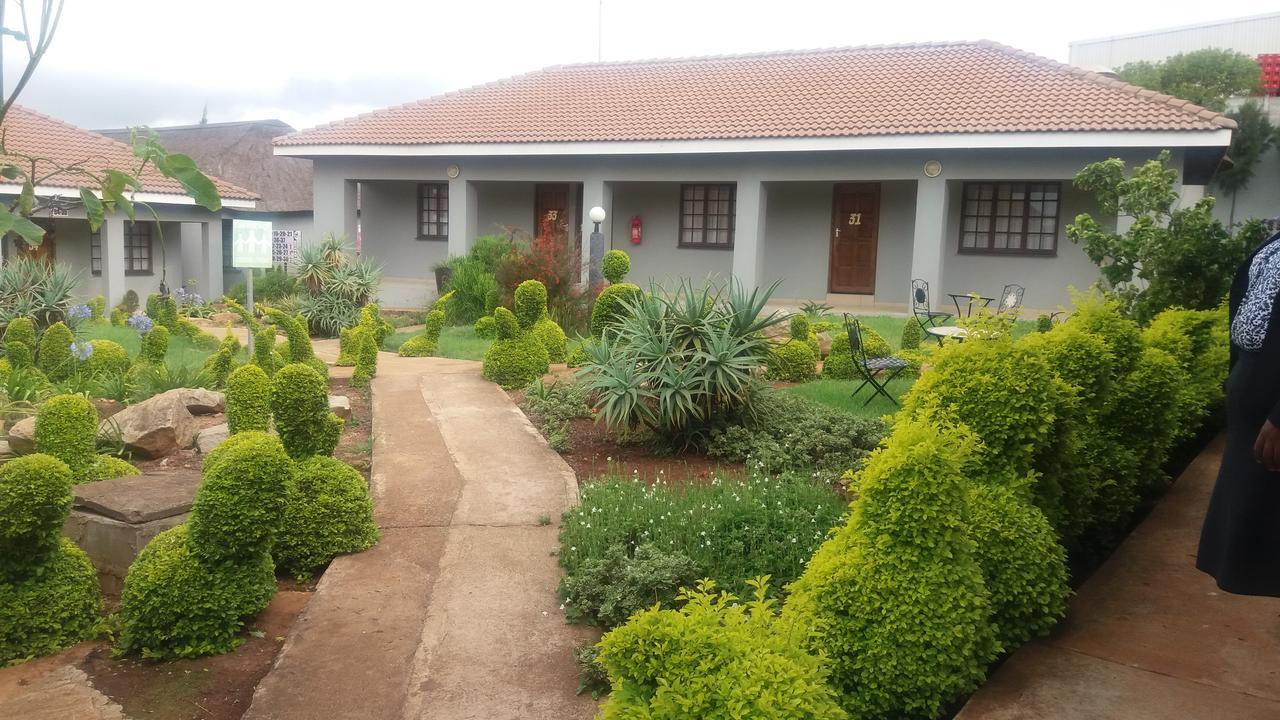 Nongoma Lodge & Inn Cc エクステリア 写真